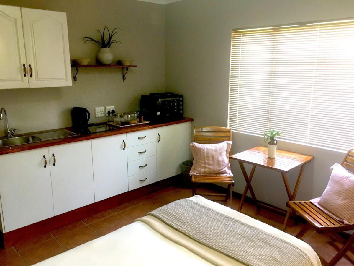 Aloe Cottage Mbombela Exteriör bild